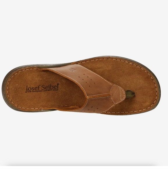 Josef Seibel® Maverick 05 Leather Slip-on Sandals. - Picture 3 of 10